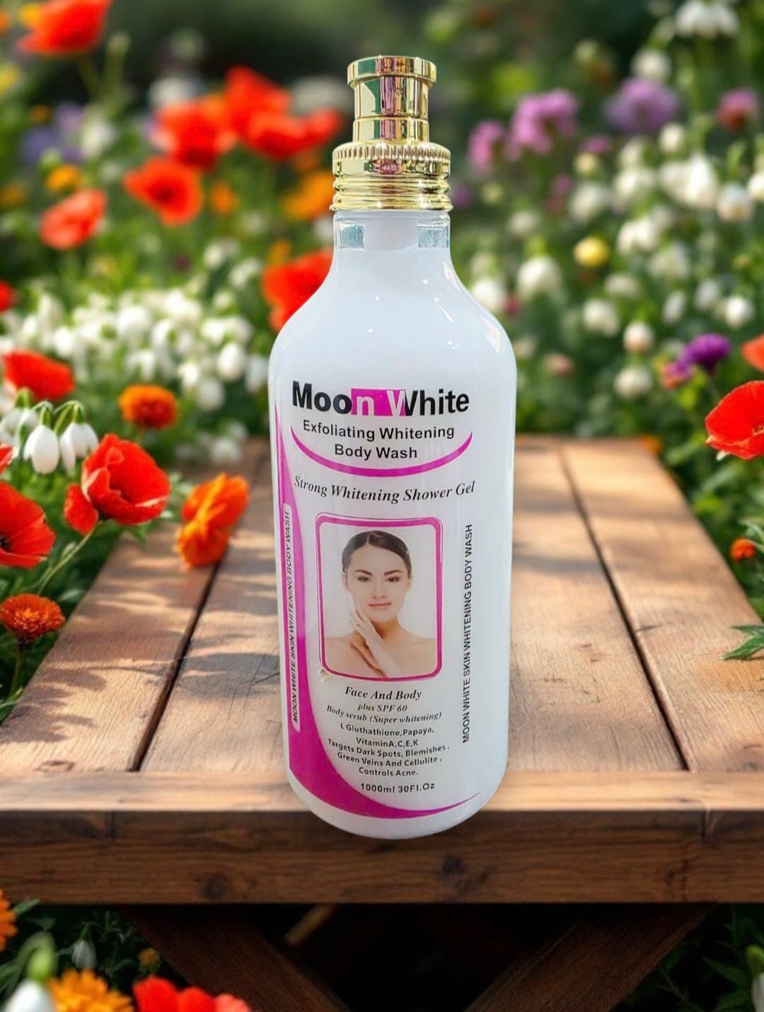 Moon White Exfoliating Whitening Body Wash